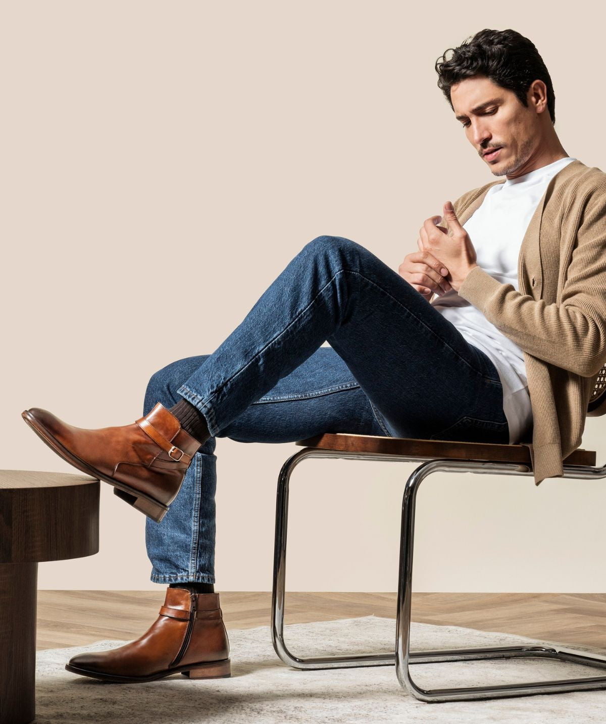 ELTHON Patinated Brown Ankle Boots