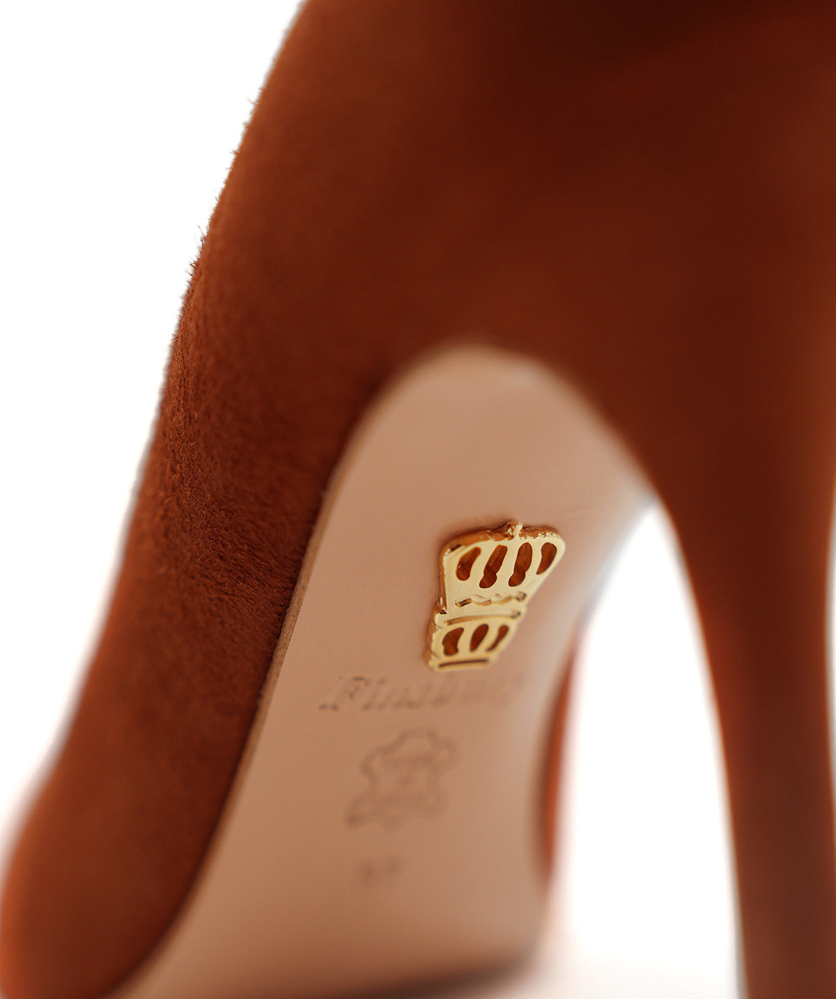 MANON Imperial pumps