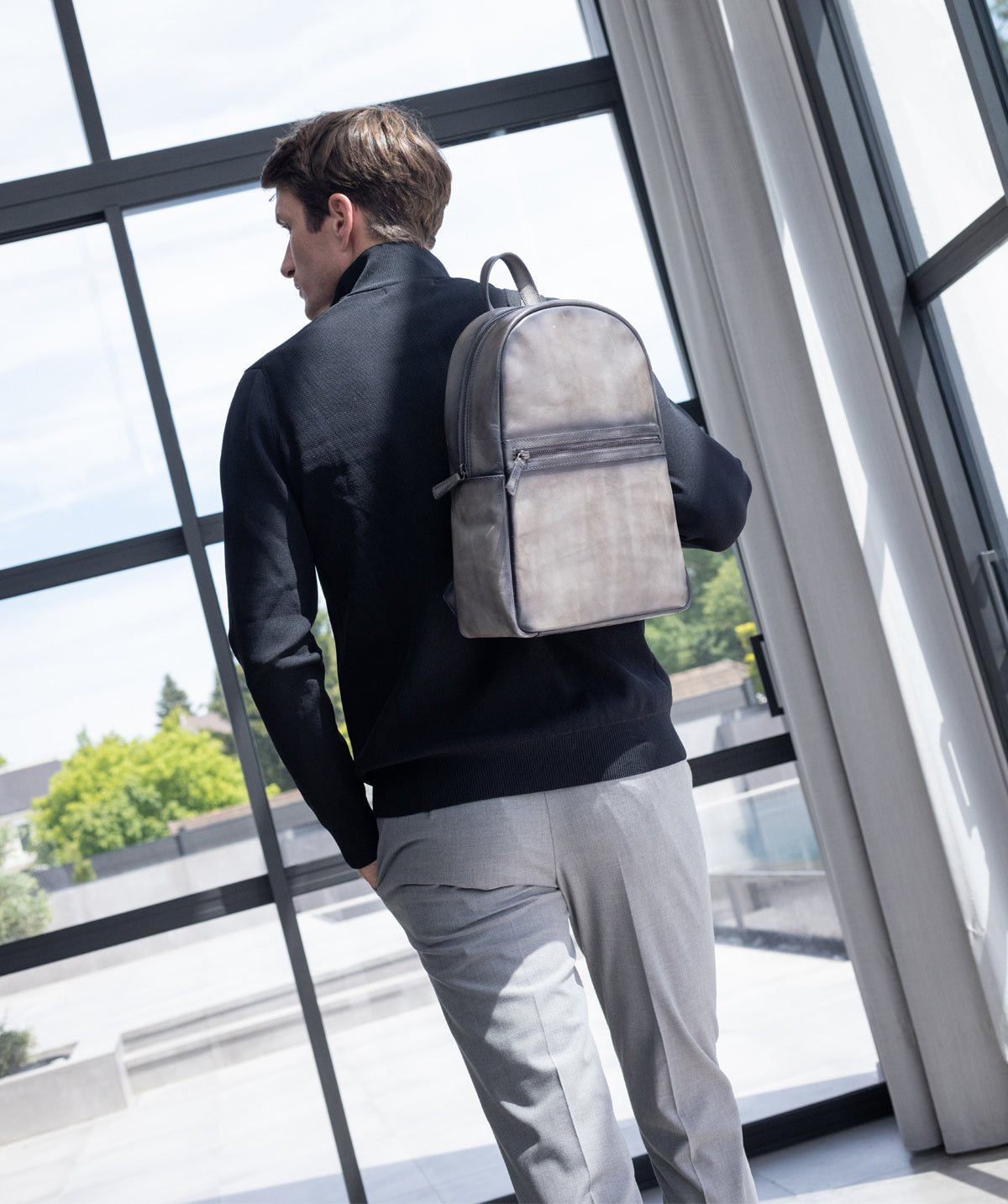 Sac à Dos en Cuir Patiné Gris