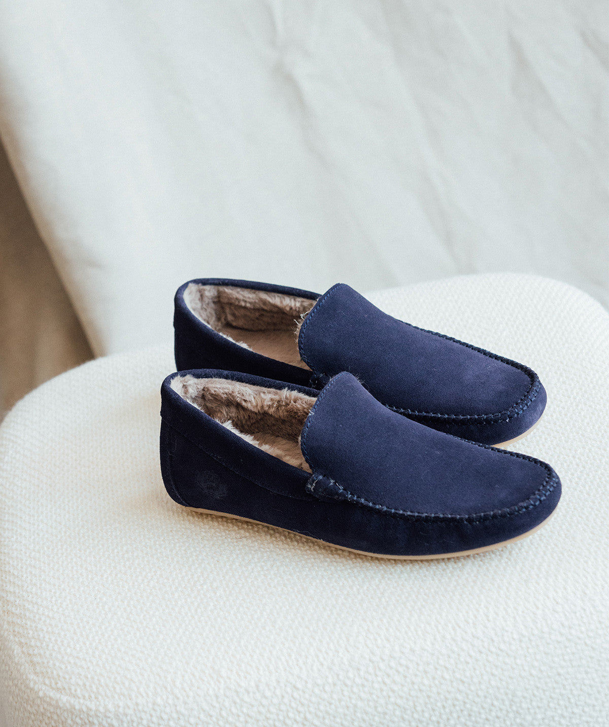 Pantoufle Fourrée HOMS Daim Bleu Marine