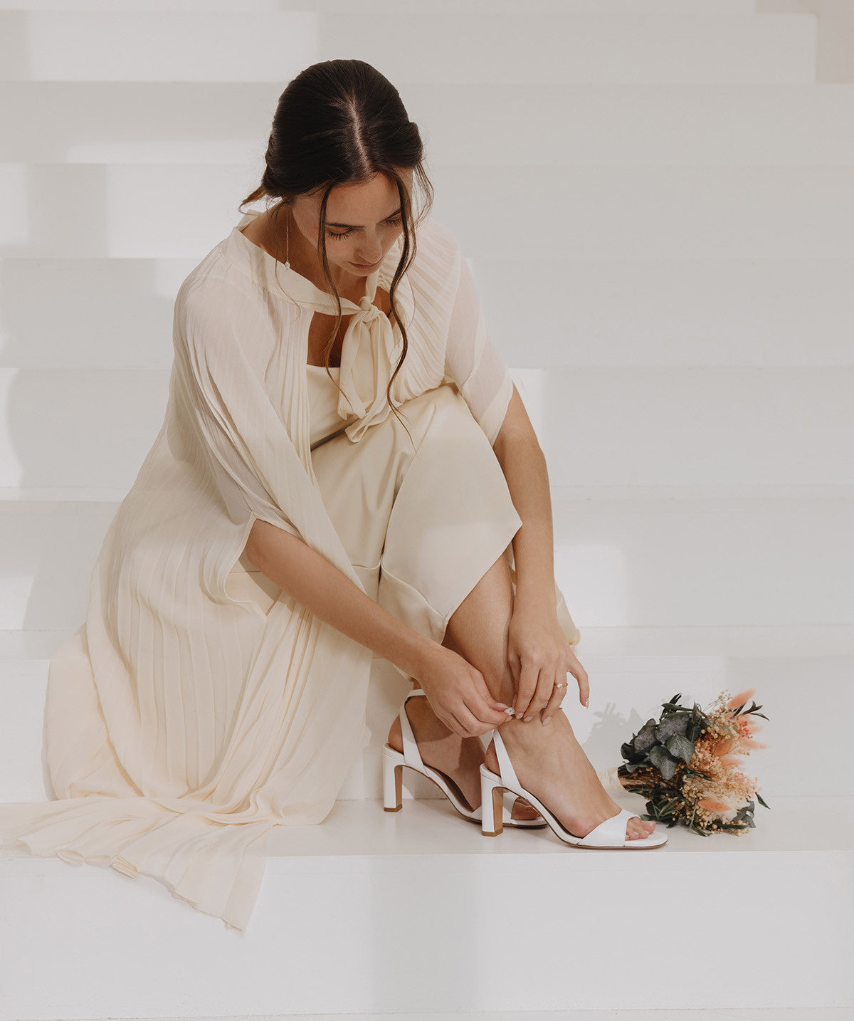 CLAIRE White Sandals