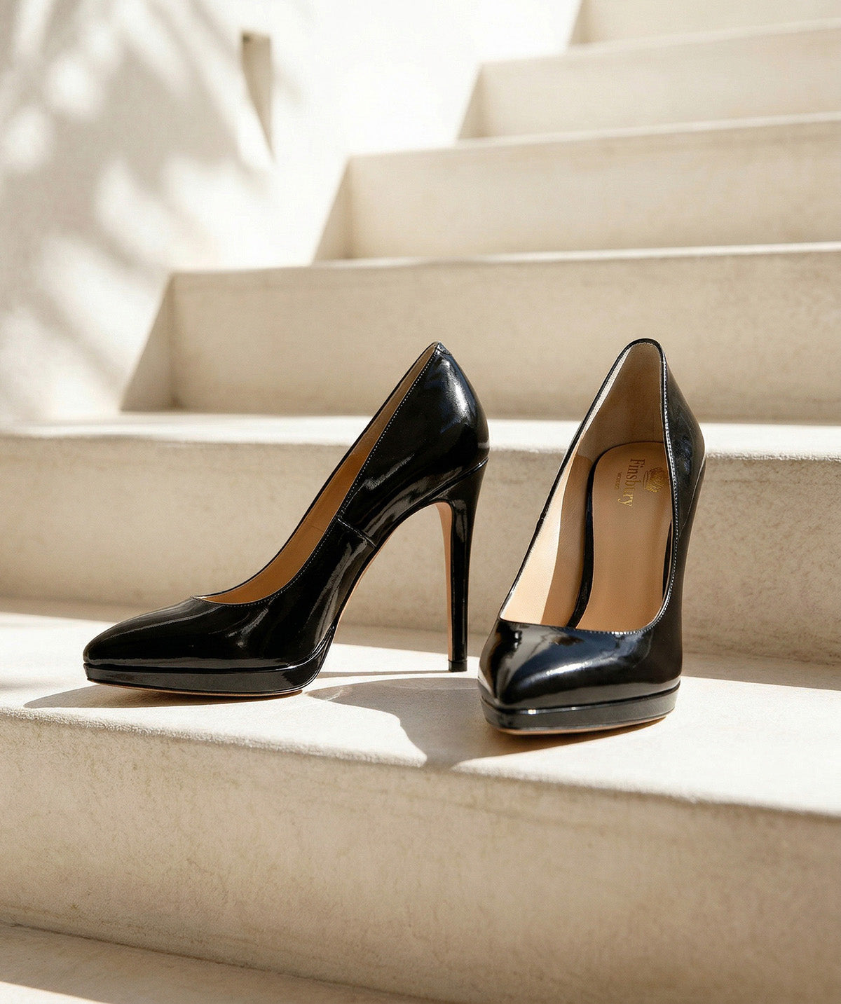VICTORIA Black Pumps