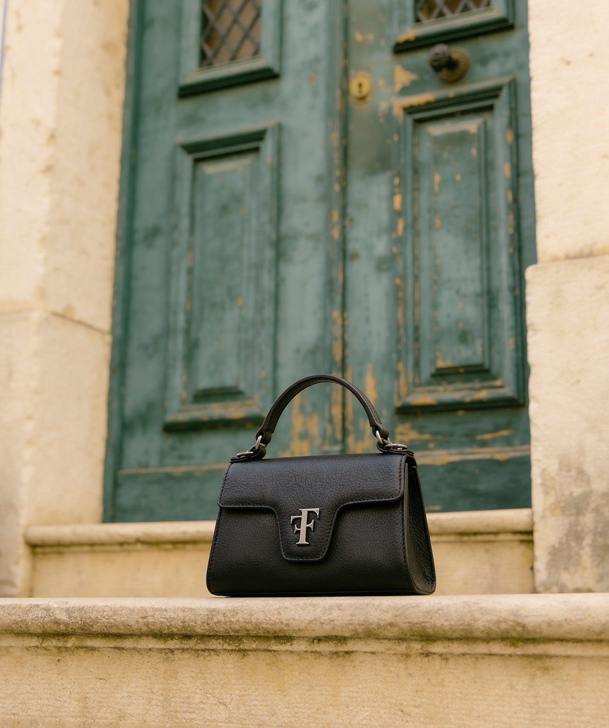 The Mini BAG FF18 Black