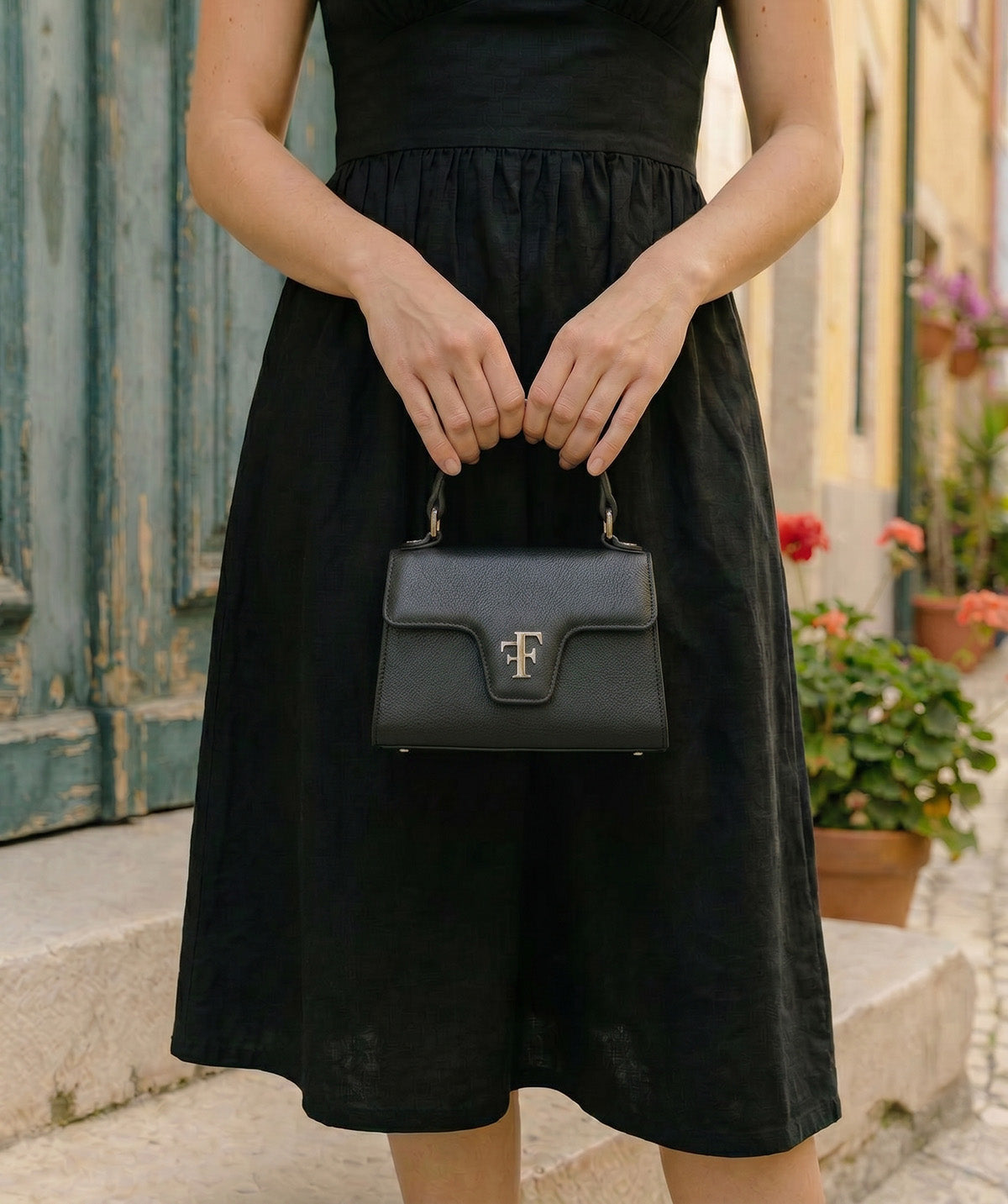 The Mini BAG FF18 Black