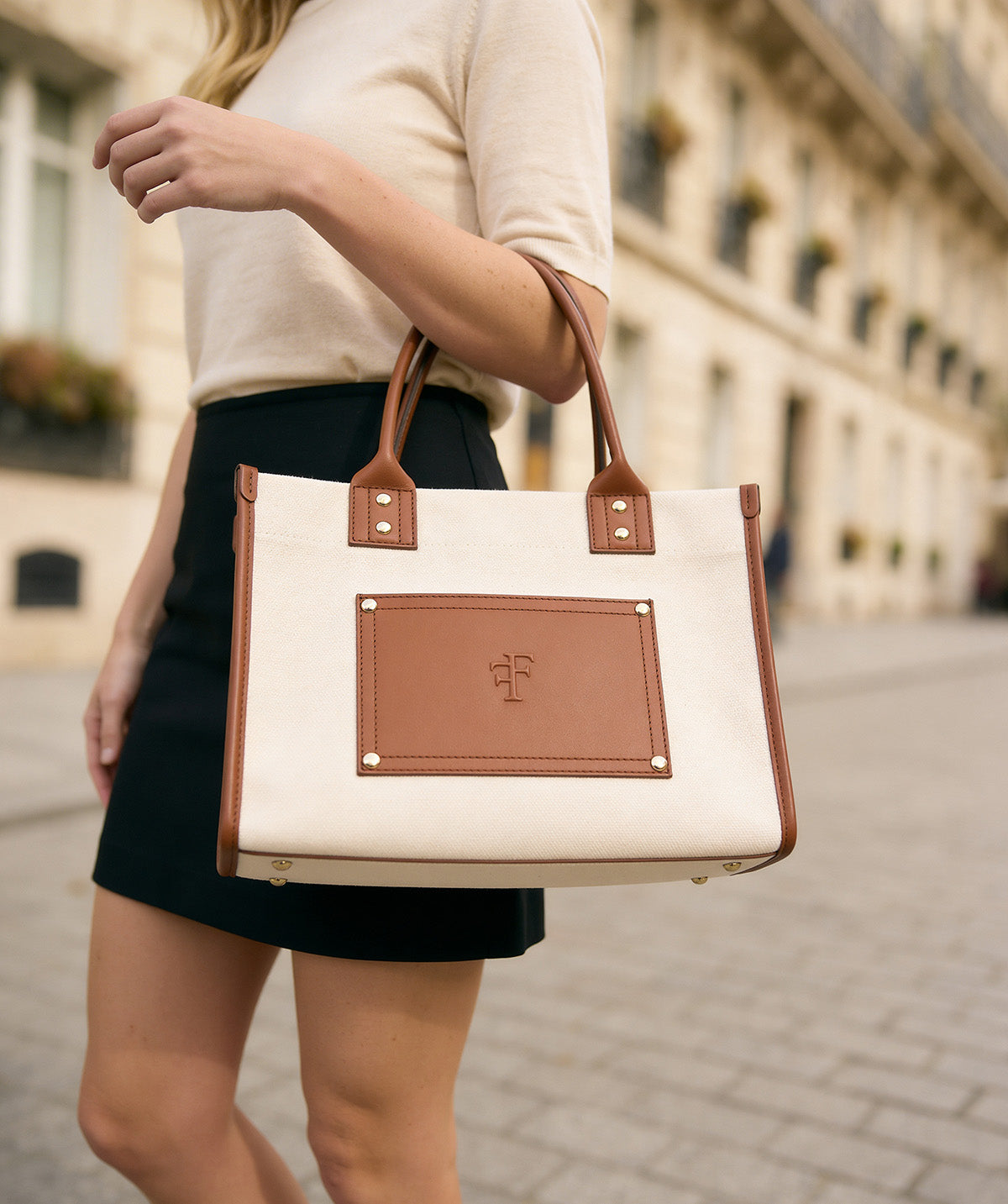 FF27 Sand Tote Bag