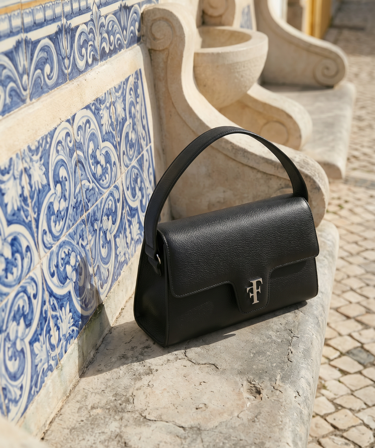 FF23 Grainy Black Bag