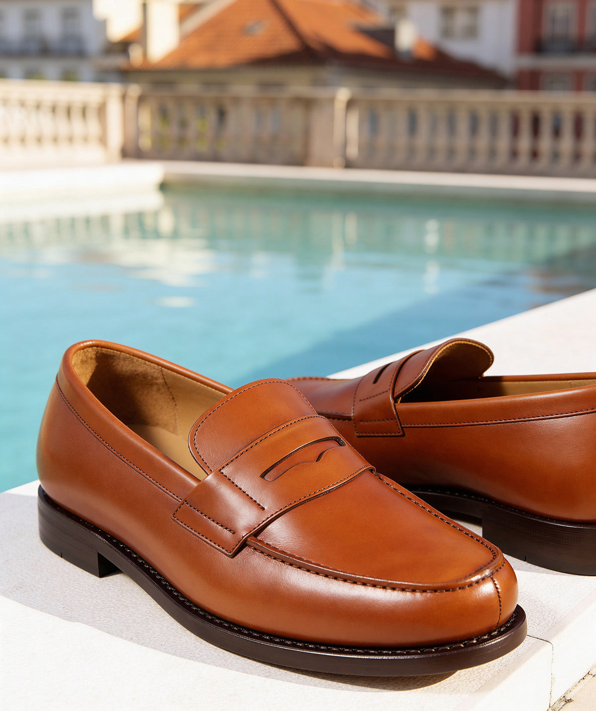 COLLEGE 1986 Gold Loafer