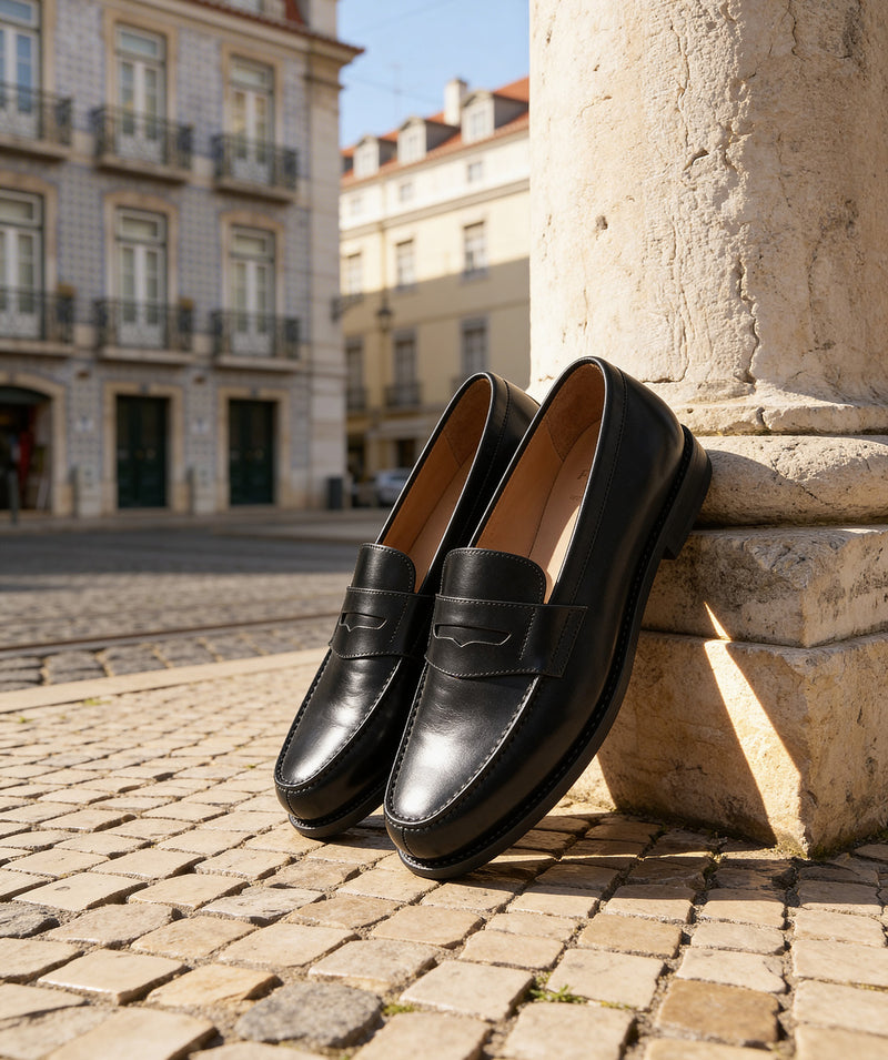 Black COLLEGE 1986 Loafer
