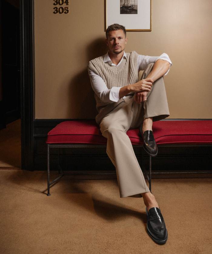 OSCAR Black Moccasin