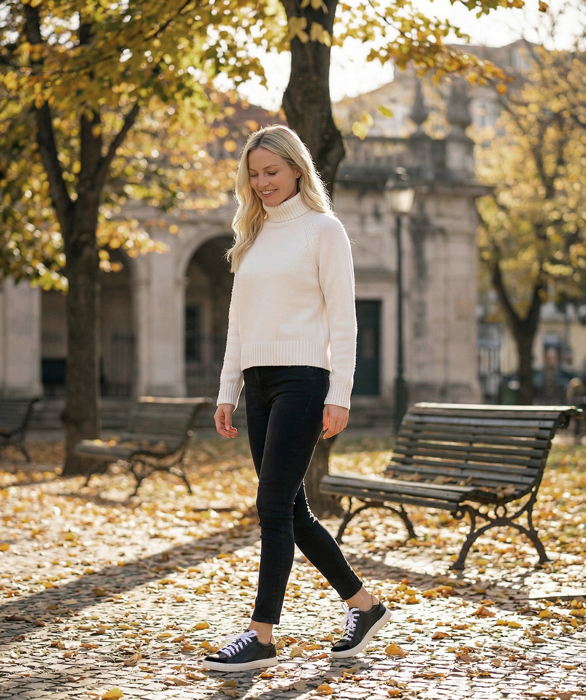 EMMA Black Sneakers