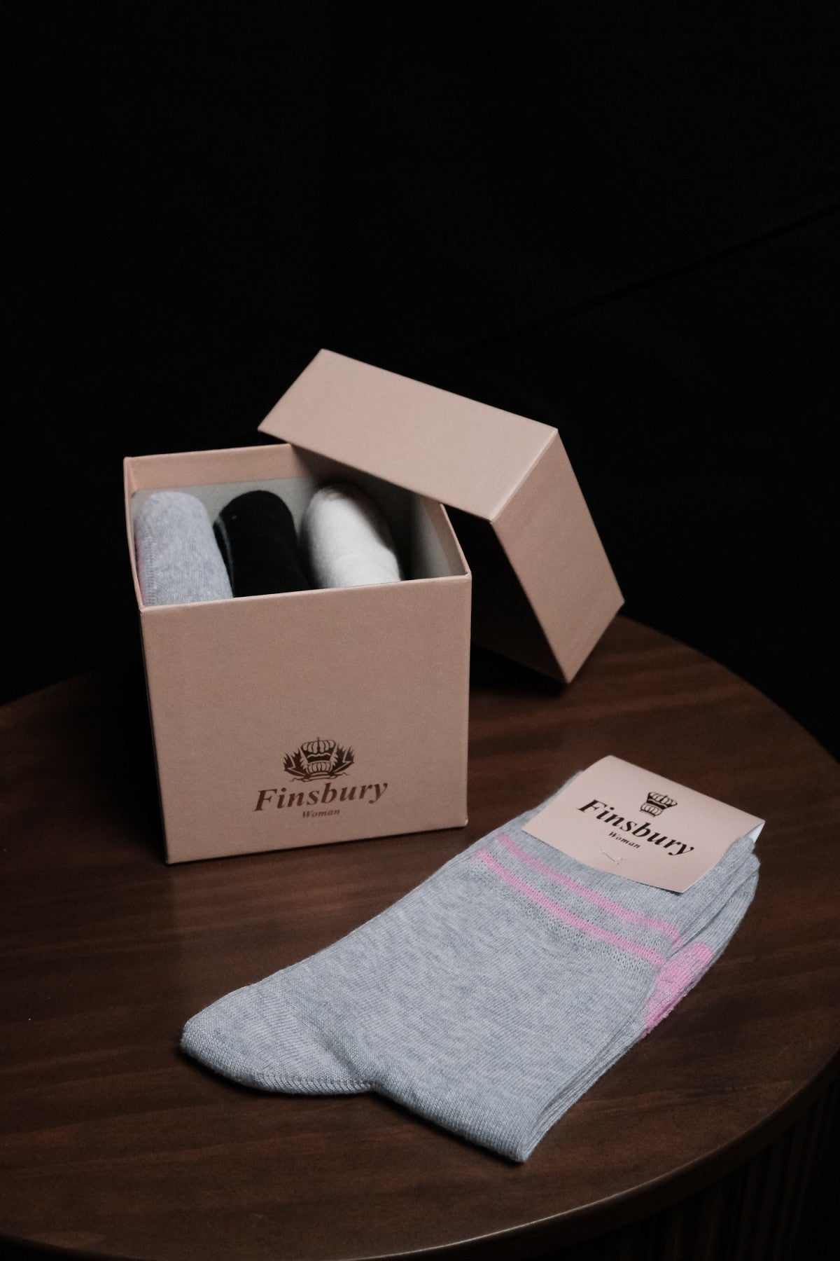 Women's 4-Sock Gift Box 1